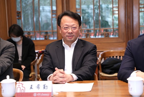 20220408-虞仁榮捐贈勵教勵學金-石加東-圖片 (6).jpg